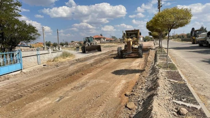 Yeşilova-Koçaş Yolu Yapılıyor